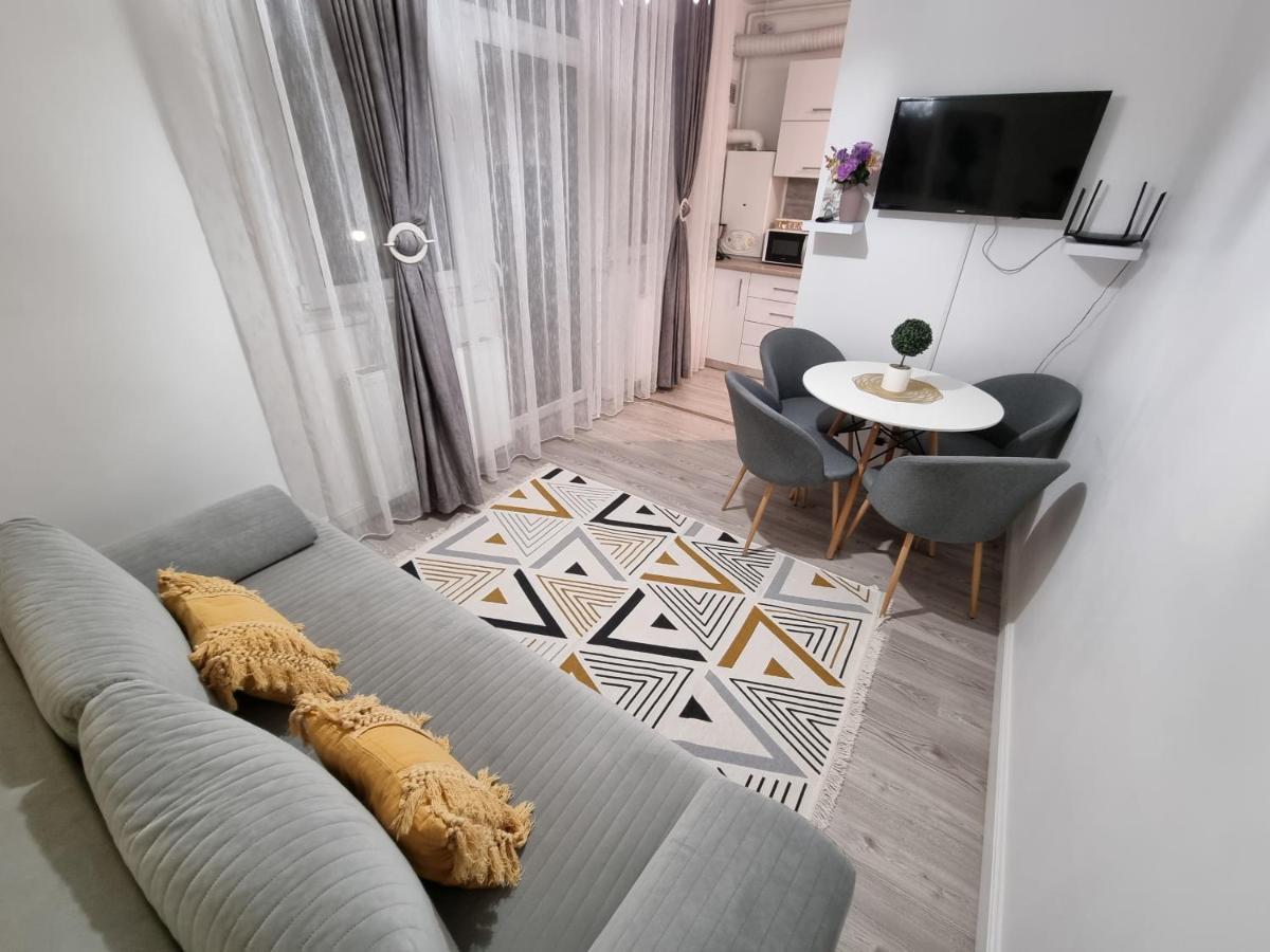 Ra Apartment - Ared Oradea Exterior photo
